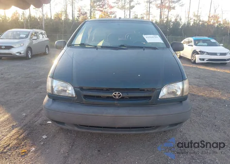 1998 Toyota Sienna Le from USA, damaged, VIN 4T3ZF13C6WU053114